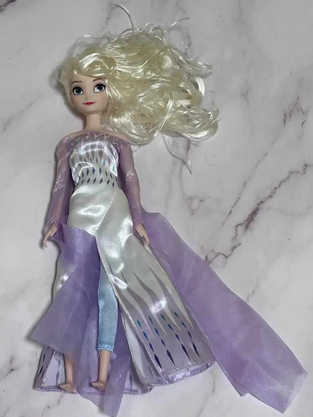 Disney Store Official Elsa the Snow Queen Classic 11